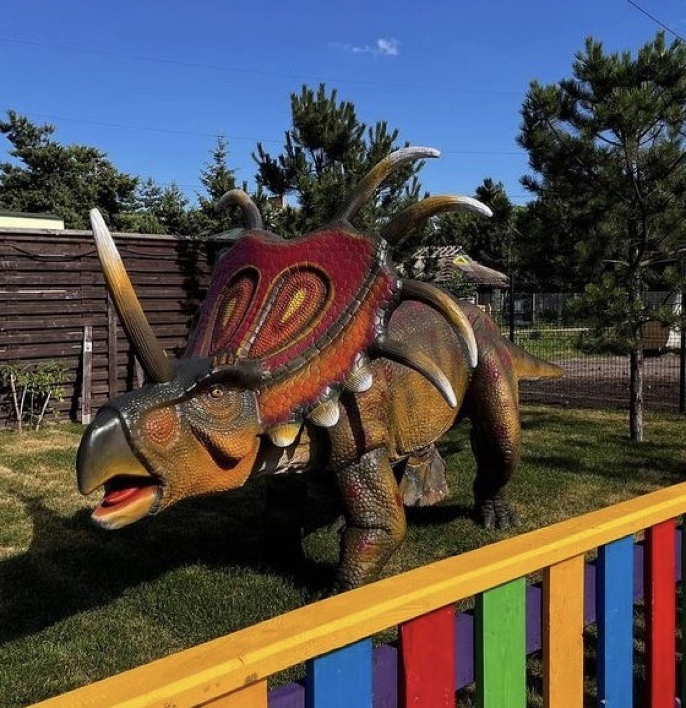 Сімейний відпочинок у Парку Динозаврів у Вінниці