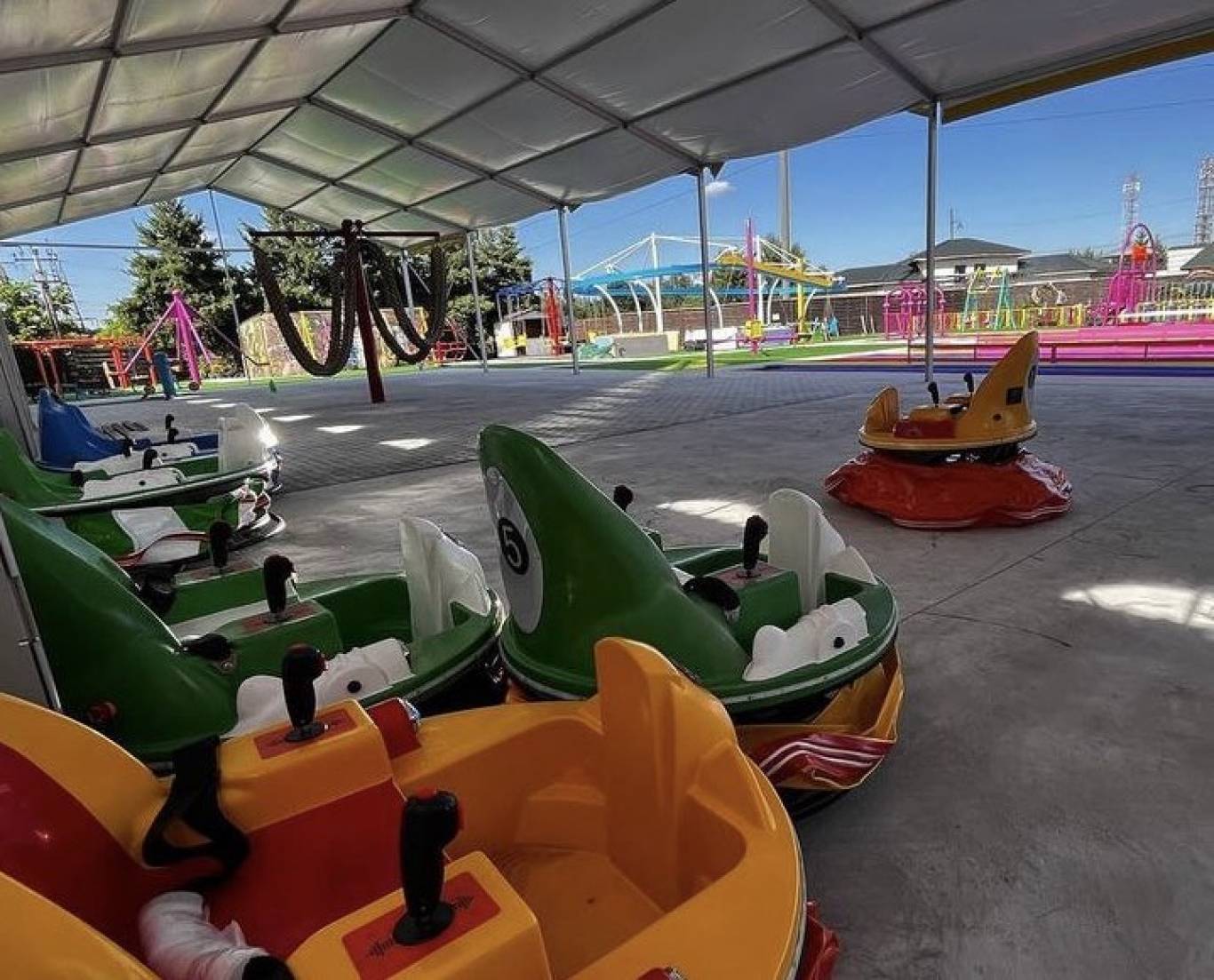 Сімейний відпочинок у Парку Динозаврів у Вінниці