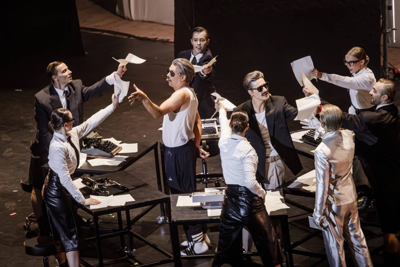 РЕБЕЛІЯ від МУР