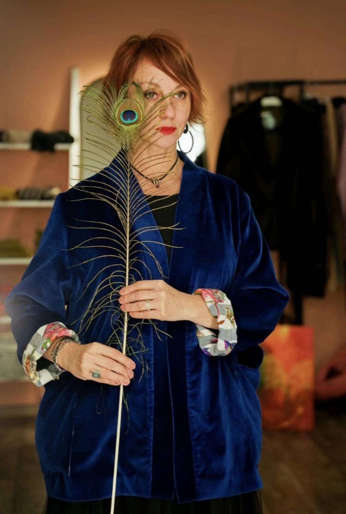 Прем’єра «Апельсиновий пунш» і зіркові акторки 15 лютого у Вінниці