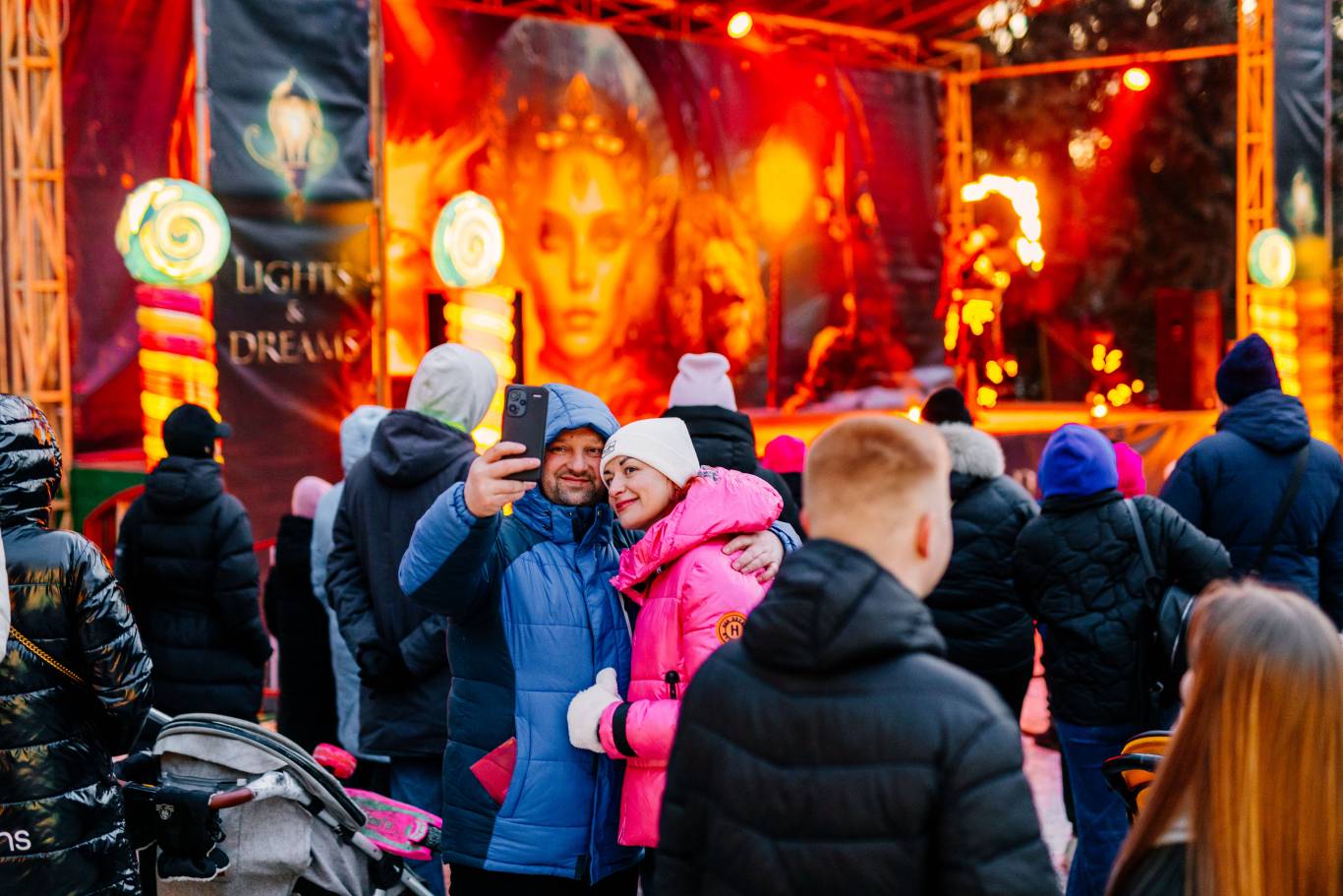 Парк Ліхтарів. Магічна казка з феями, ельфами та драконами