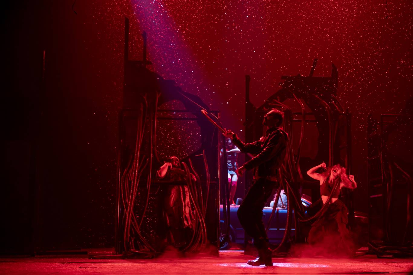 Я бачу, вас цікавить пітьма