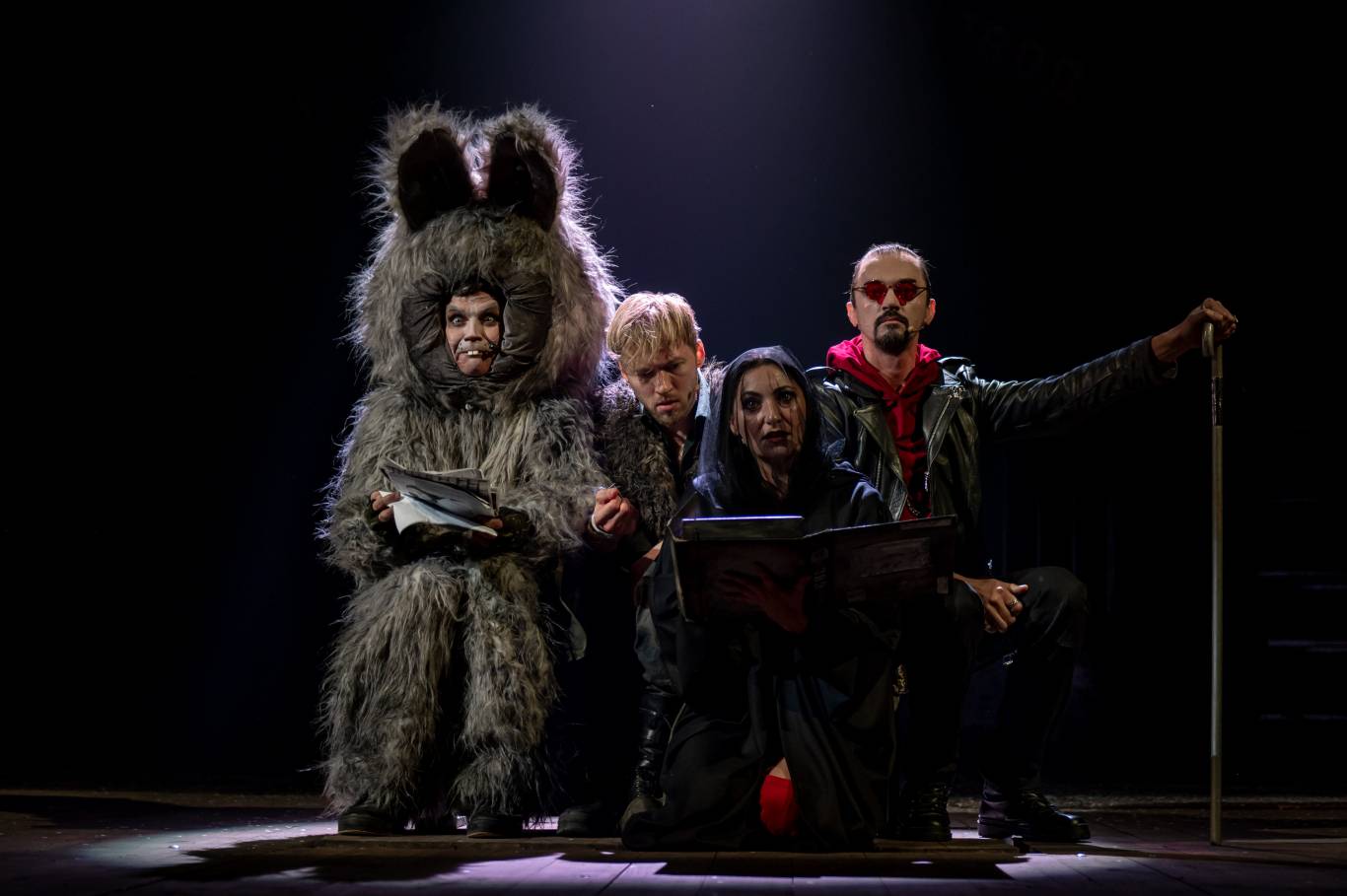 Я бачу, вас цікавить пітьма