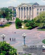 Національний музей історії України: концерт-лекторій «АРФА» та екскурсія з каганцями