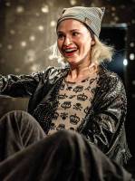 Однорукий - Вистава