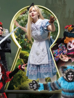 Вистава "Аліса в країні чудес"