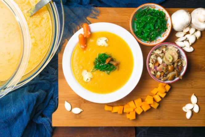 Гарбузовий суп із грибами